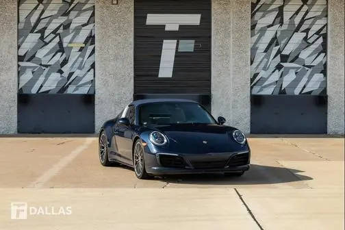 2018 Porsche 911 4S AWD photo