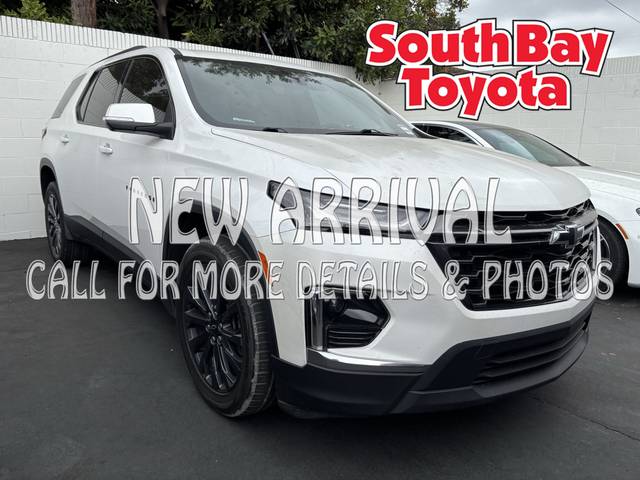 2022 Chevrolet Traverse RS FWD photo