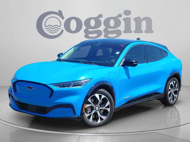 2022 Ford Mustang Mach-E Premium AWD photo
