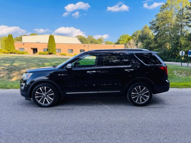 2016 Ford Explorer Platinum 4WD photo