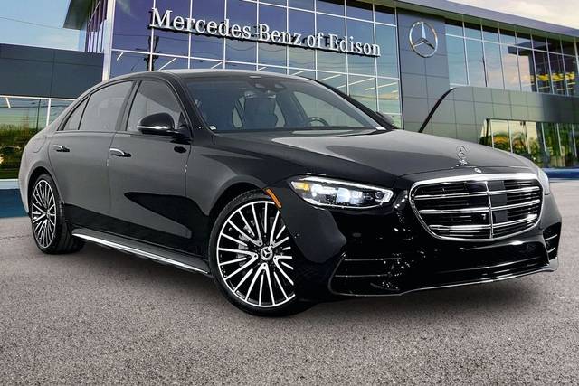 2023 Mercedes-Benz S-Class S 500 AWD photo