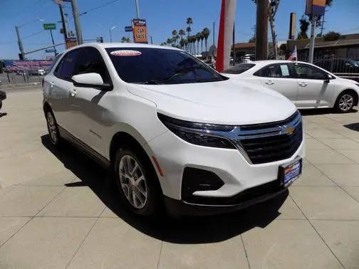 2022 Chevrolet Equinox LS FWD photo