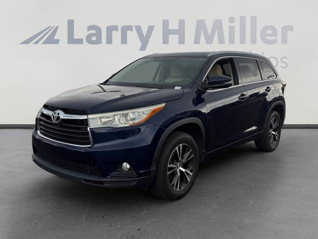 2016 Toyota Highlander XLE FWD photo