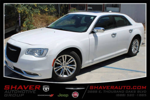 2016 Chrysler 300 300C RWD photo