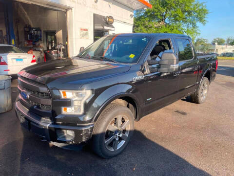 2015 Ford F-150 LARIAT 4WD photo
