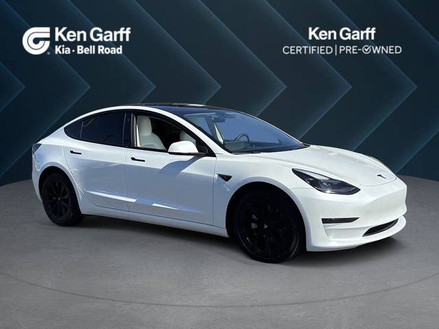 2023 Tesla Model 3 RWD photo