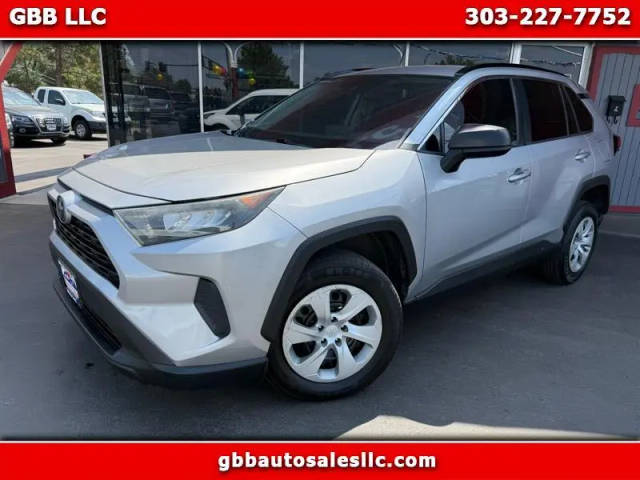 2021 Toyota RAV4 LE AWD photo