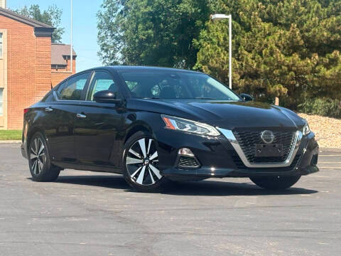 2022 Nissan Altima 2.5 SV FWD photo