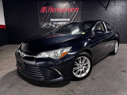 2015 Toyota Camry LE FWD photo