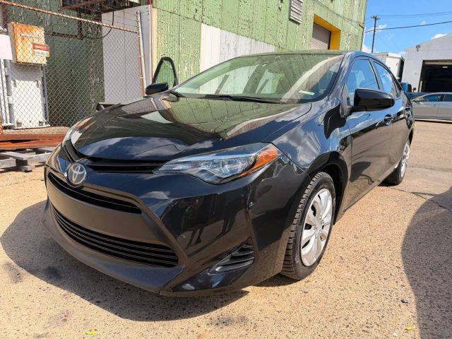 2019 Toyota Corolla LE FWD photo