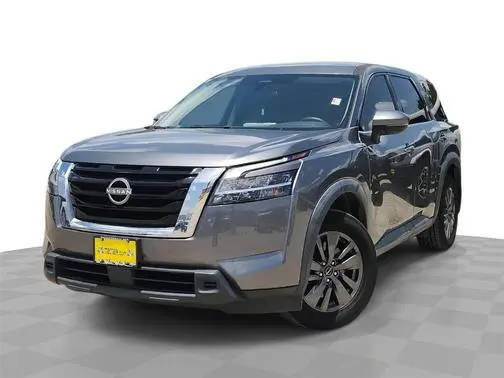 2022 Nissan Pathfinder S FWD photo