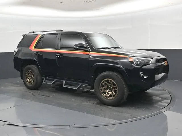 2023 Toyota 4Runner Limited RWD photo