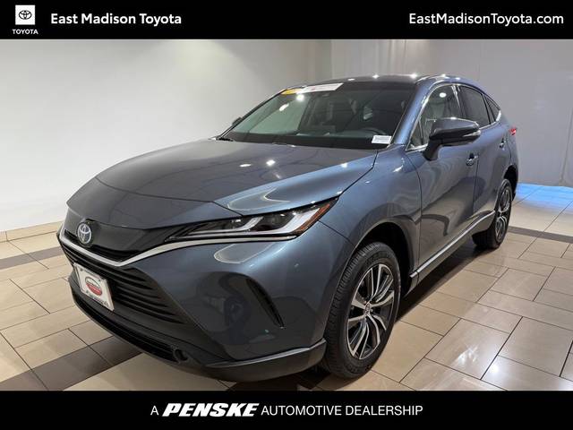 2023 Toyota Venza LE AWD photo