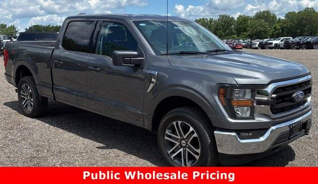 2023 Ford F-150 XLT 4WD photo