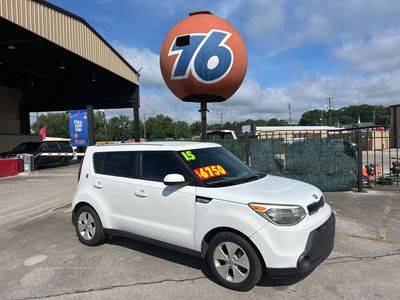 2015 Kia Soul Base FWD photo