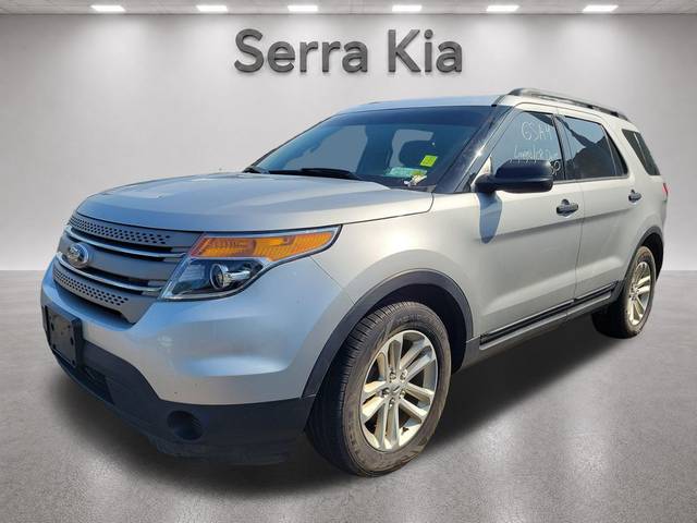 2015 Ford Explorer Base FWD photo