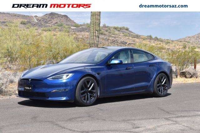 2022 Tesla Model S Plaid AWD photo