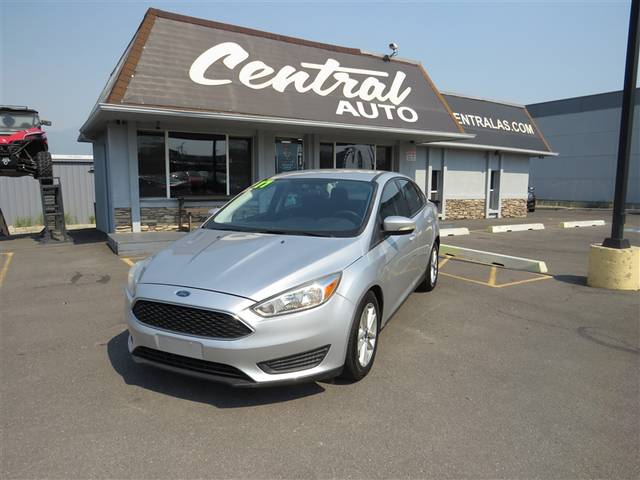 2017 Ford Focus SE FWD photo