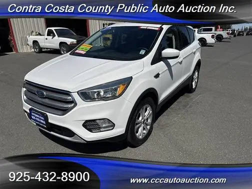 2017 Ford Escape SE 4WD photo