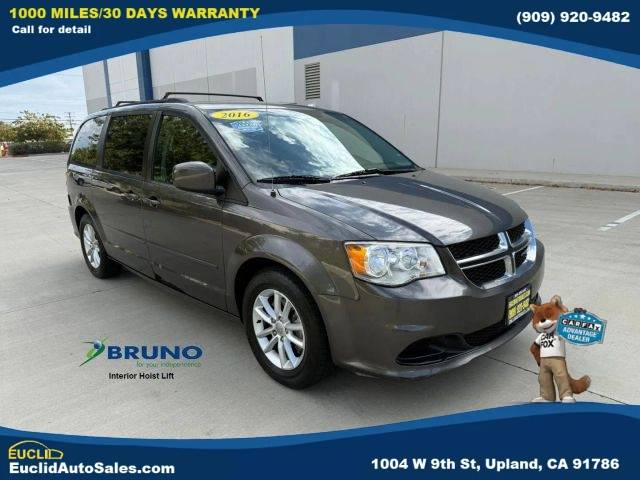 2016 Dodge Grand Caravan SXT FWD photo