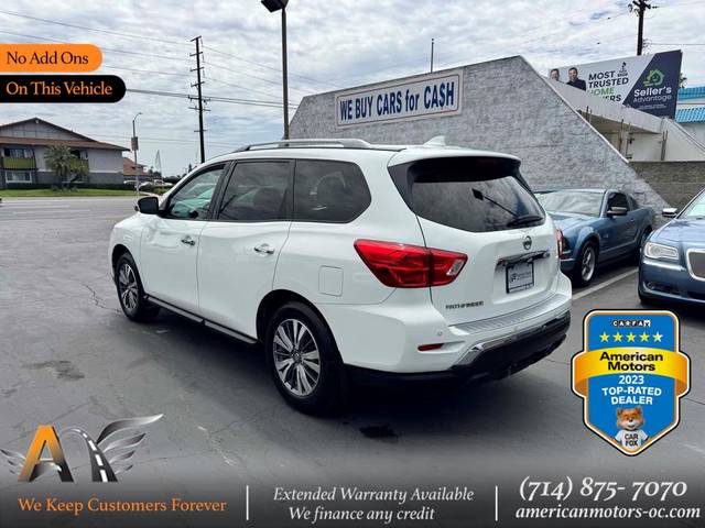 2020 Nissan Pathfinder S FWD photo