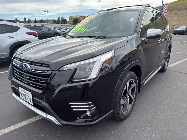 2023 Subaru Forester Touring AWD photo