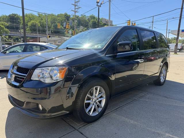 2019 Dodge Grand Caravan SXT FWD photo