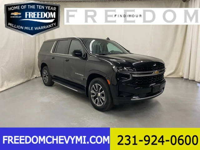2023 Chevrolet Suburban LS 4WD photo