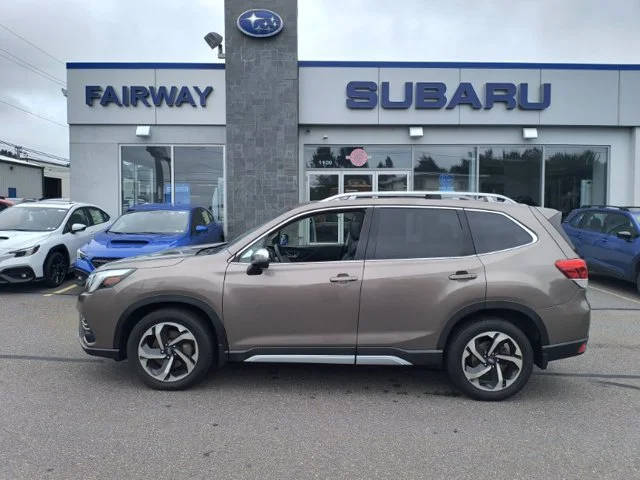 2022 Subaru Forester Touring AWD photo