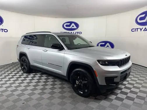 2023 Jeep Grand Cherokee L Altitude 4WD photo