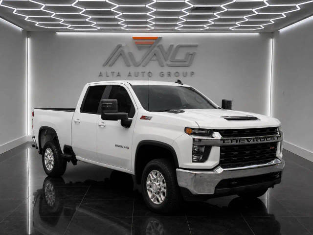 2020 Chevrolet Silverado 2500HD LT 4WD photo