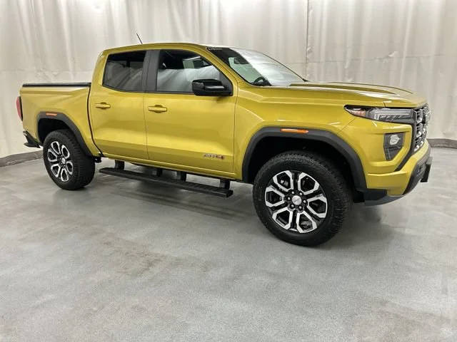 2023 GMC Canyon 4WD AT4 4WD photo