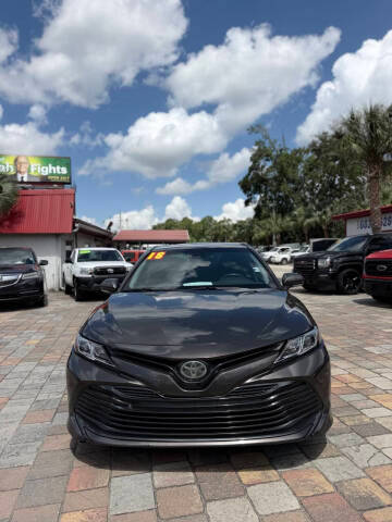 2018 Toyota Camry LE FWD photo