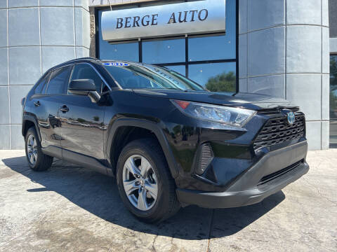 2022 Toyota RAV4 Hybrid LE AWD photo