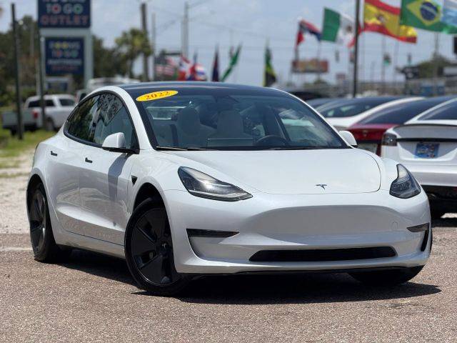 2022 Tesla Model 3  RWD photo