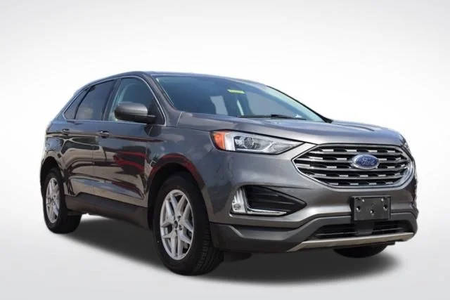 2022 Ford Edge SEL AWD photo