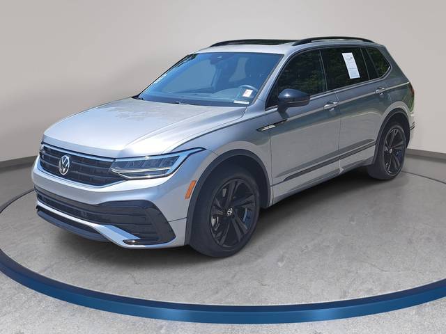 2023 Volkswagen Tiguan SE R-Line Black FWD photo