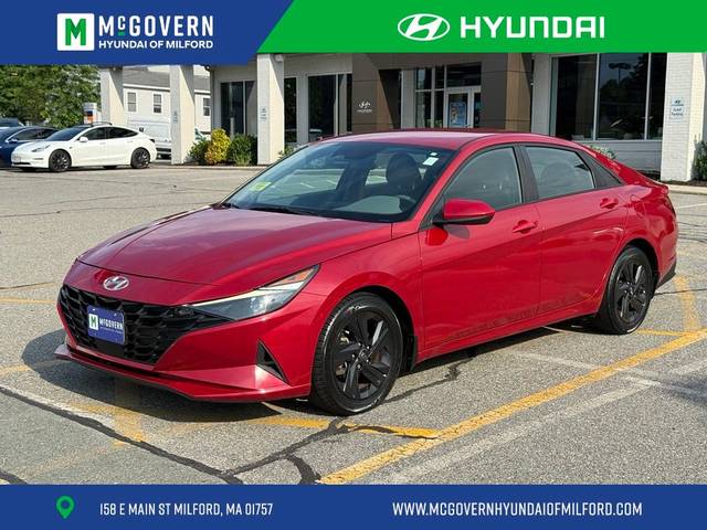 2022 Hyundai Elantra SEL FWD photo