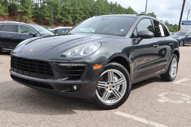 2017 Porsche Macan S AWD photo