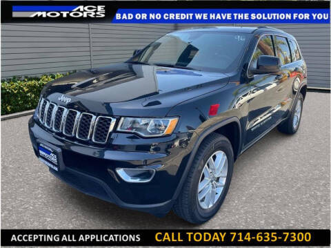 2017 Jeep Grand Cherokee Laredo 4WD photo