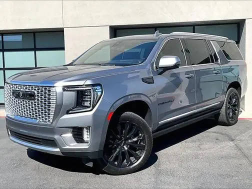 2022 GMC Yukon XL Denali 4WD photo