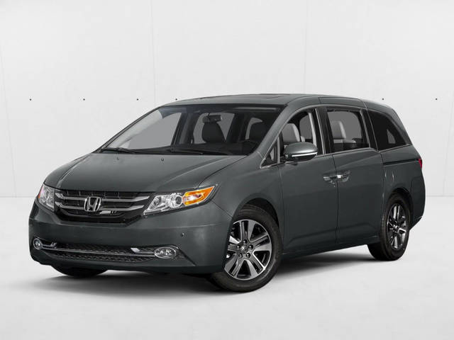 2015 Honda Odyssey Touring FWD photo