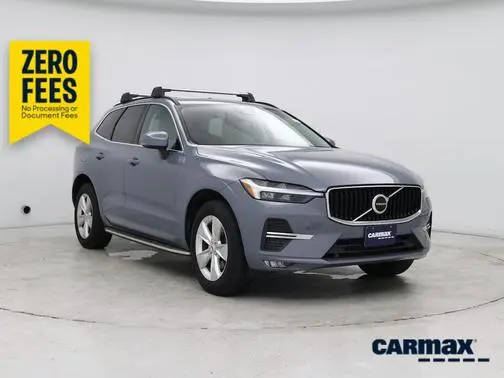 2022 Volvo XC60 Momentum AWD photo