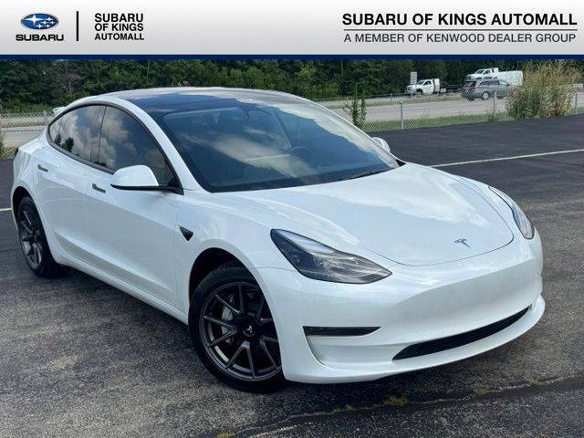 2023 Tesla Model 3 RWD photo