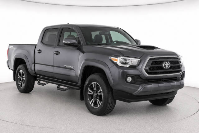 2018 Toyota Tacoma TRD Sport RWD photo