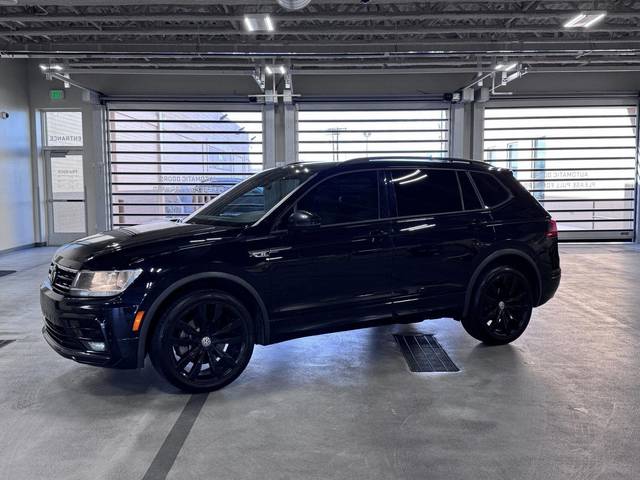 2020 Volkswagen Tiguan SE R-Line Black AWD photo