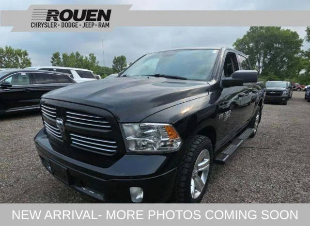 2019 Ram 1500 SLT 4WD photo