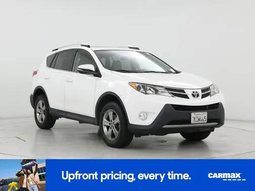 2015 Toyota RAV4 XLE FWD photo