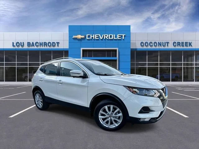 2022 Nissan Rogue Sport SV AWD photo