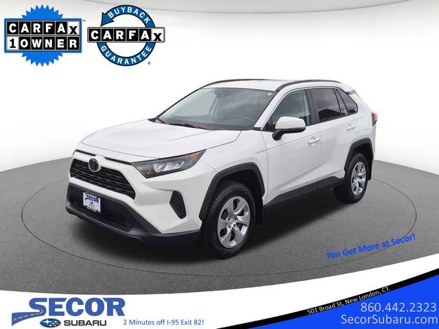 2021 Toyota RAV4 LE AWD photo